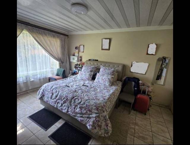 3 BEDROOM HOUSE FOR SALE IN RHODESFIELD